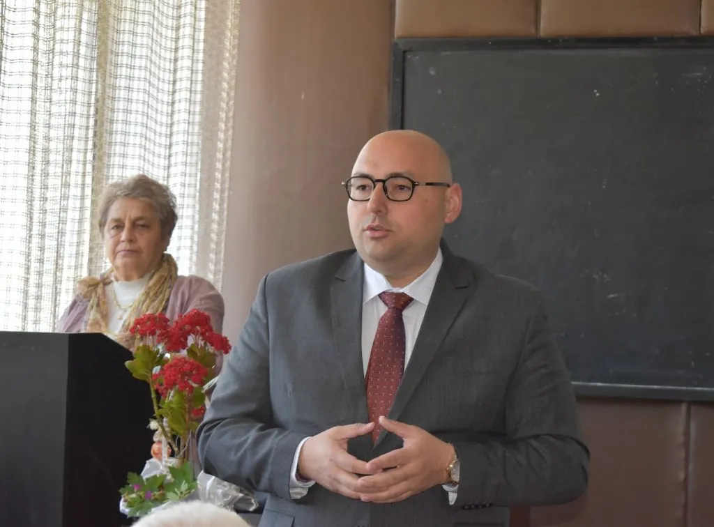 Кметът Добрин Добрев бе гост на годишното събрание на Основната организация на Съюза на инвалидите в Разград 